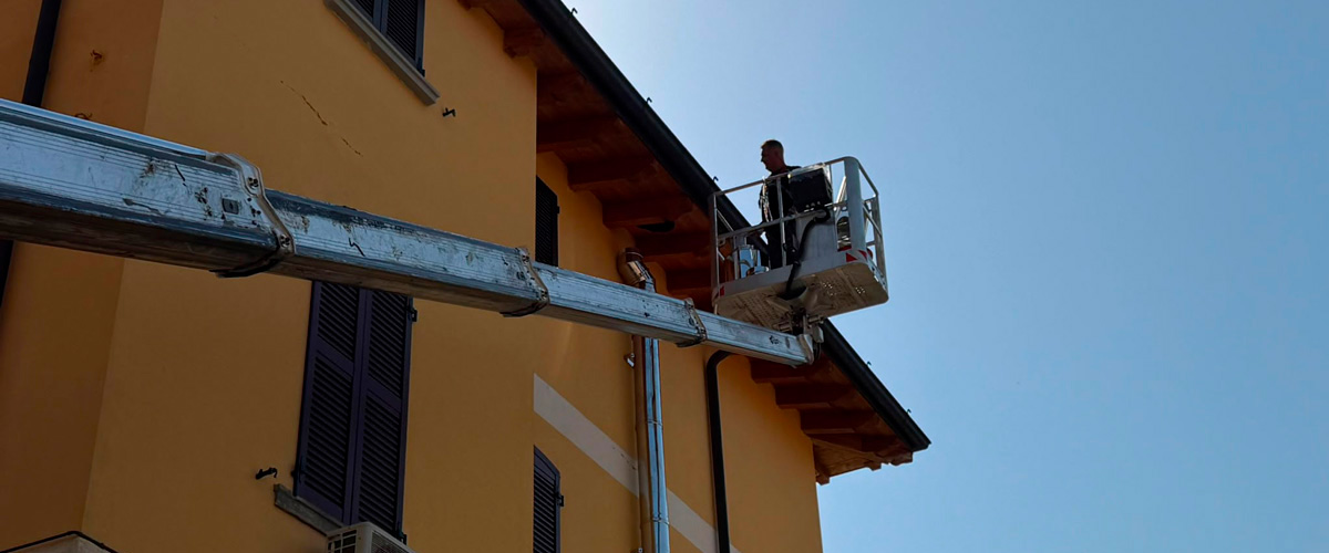 Personale Qualificato Installa una Nuova Canna Fumaria